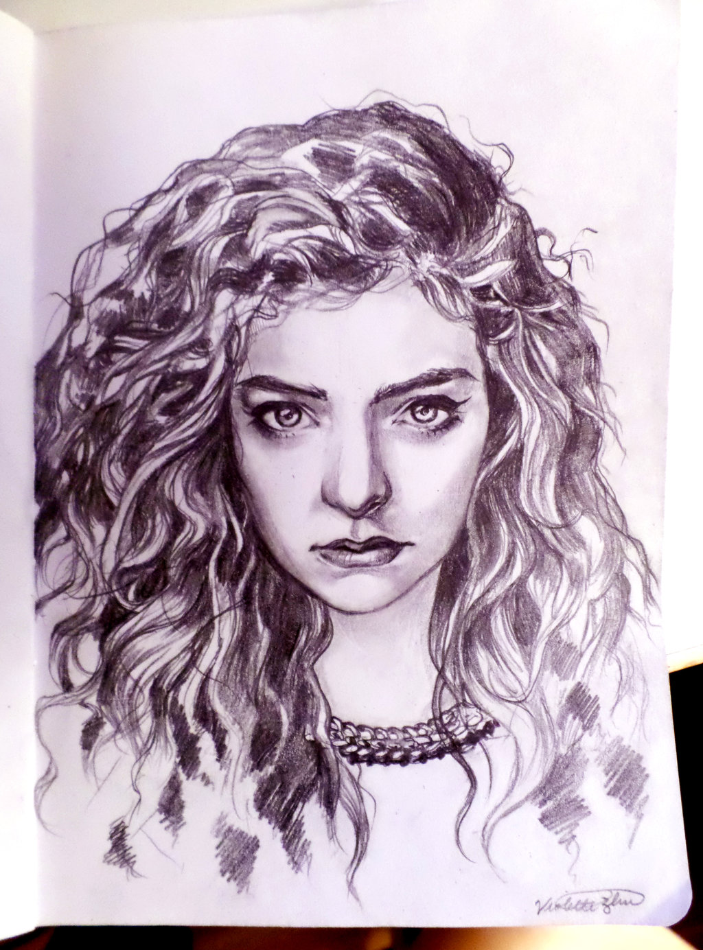 Lorde Amazing Drawing