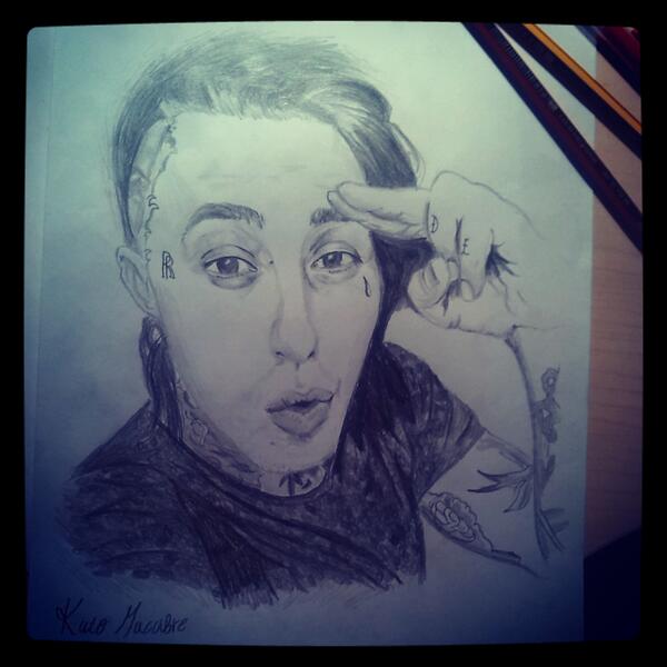 Ronnie Radke Drawing Pictures