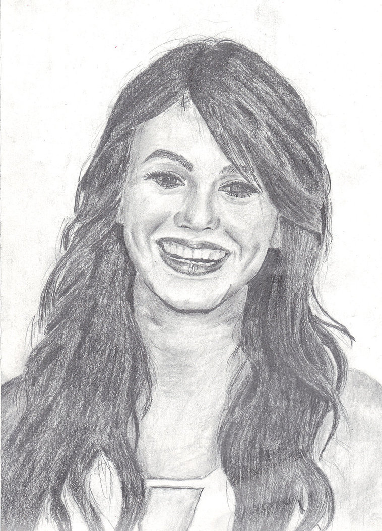 Victoria Justice Drawing Beautiful Art