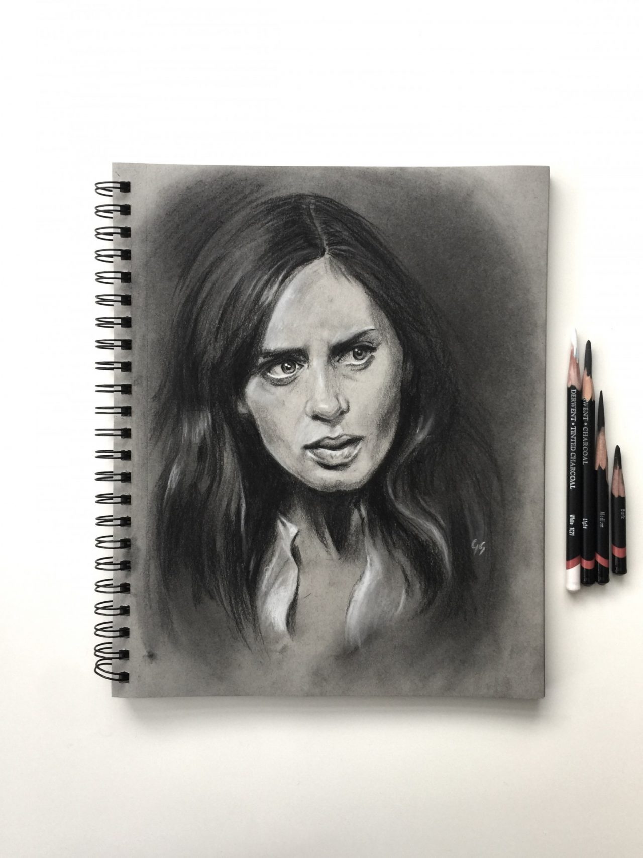 Emily Blunt Drawing Best