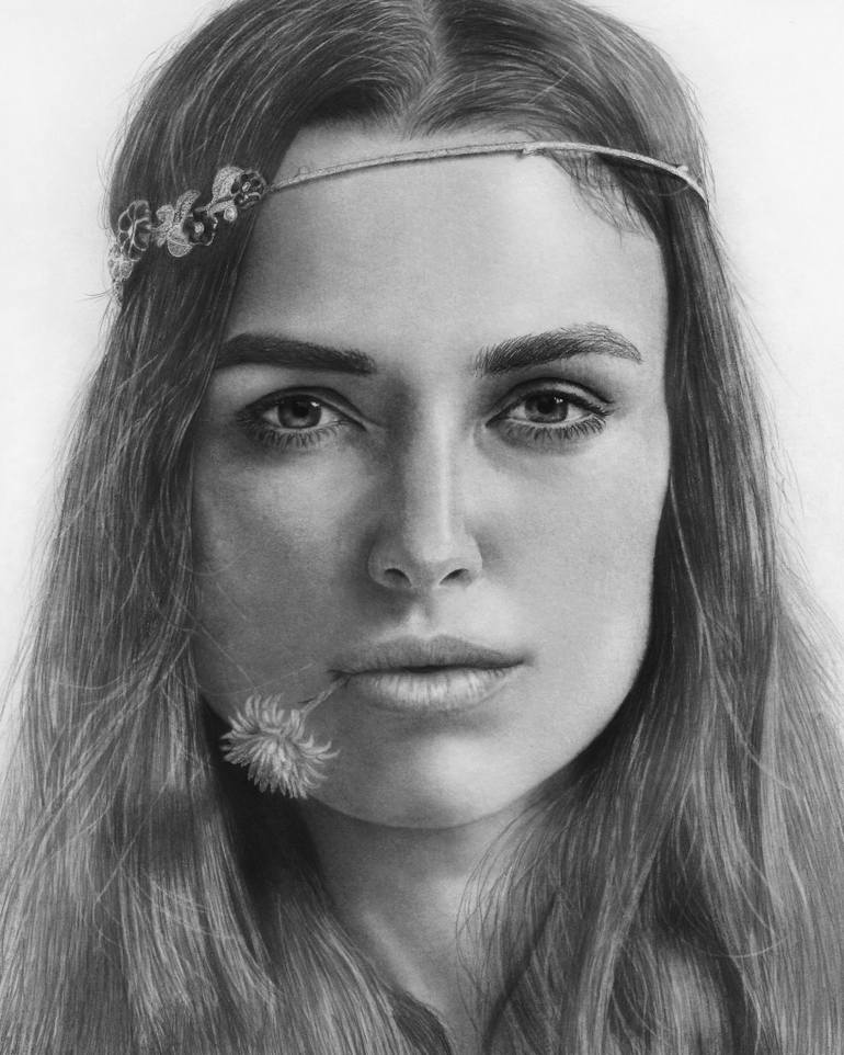 Keira Knightley Drawing Picture
