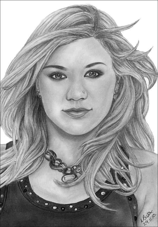 Kelly Clarkson Drawing Beautiful Image
