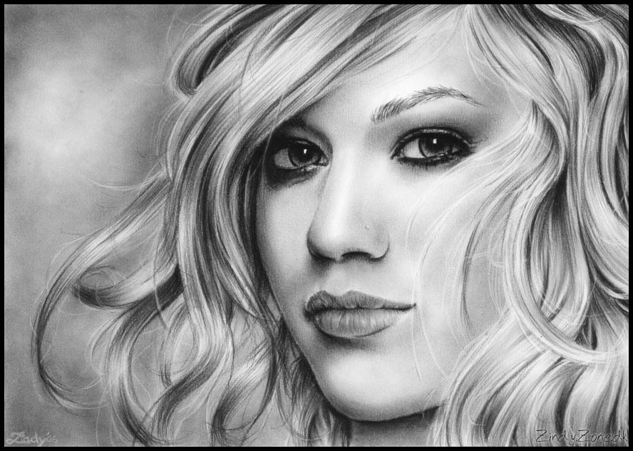 Kelly Clarkson Drawing Realistic