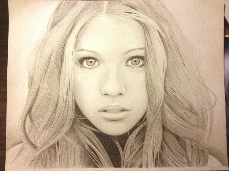 Michelle Trachtenberg Drawing Realistic