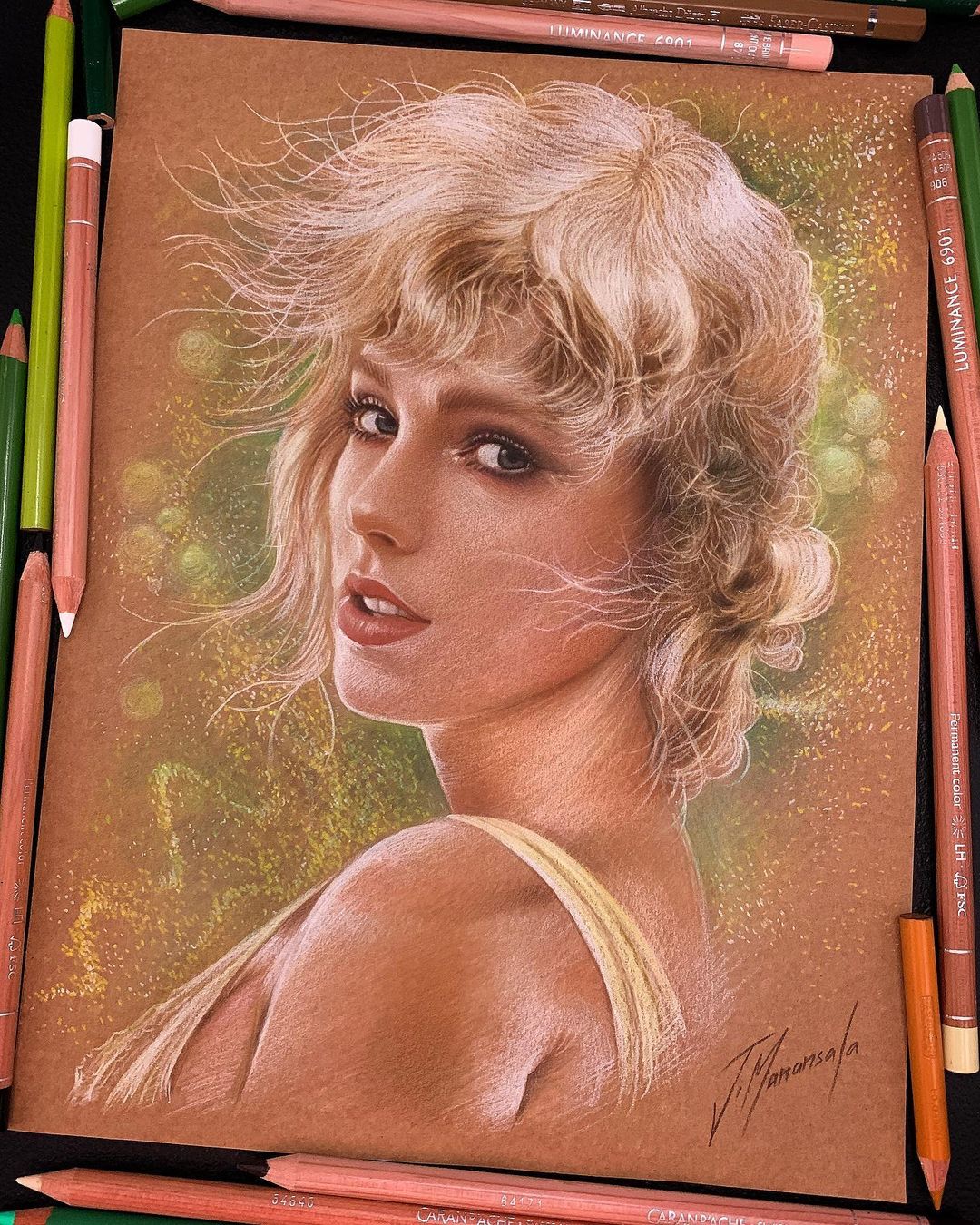 Cardigan Taylor Swift Drawing