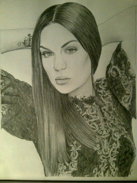 Jessie J Drawing Pictures